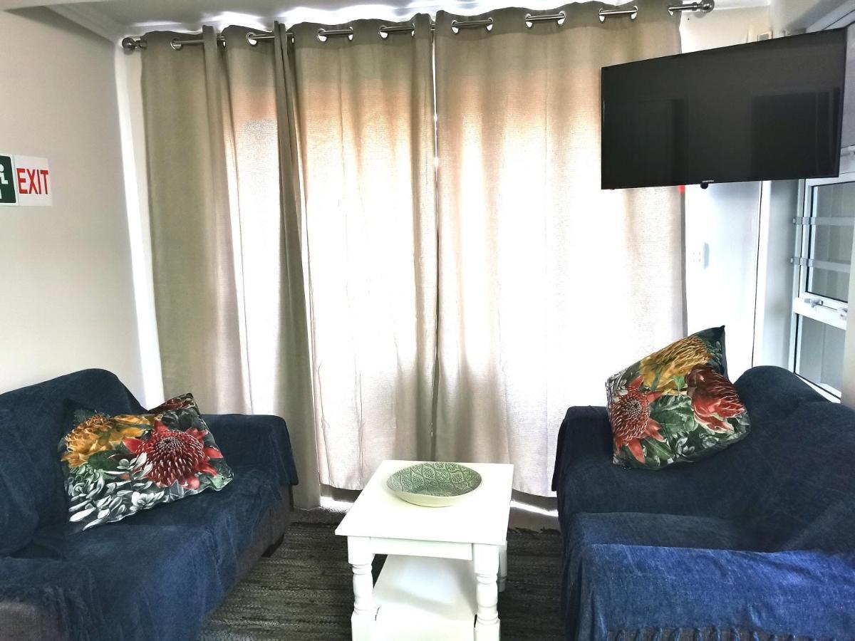 Апартаменты Mulberry Gardens Self Catering Свакопмунд Экстерьер фото