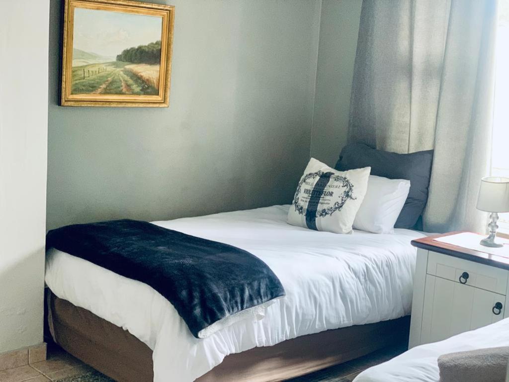 Апартаменты Mulberry Gardens Self Catering Свакопмунд Экстерьер фото